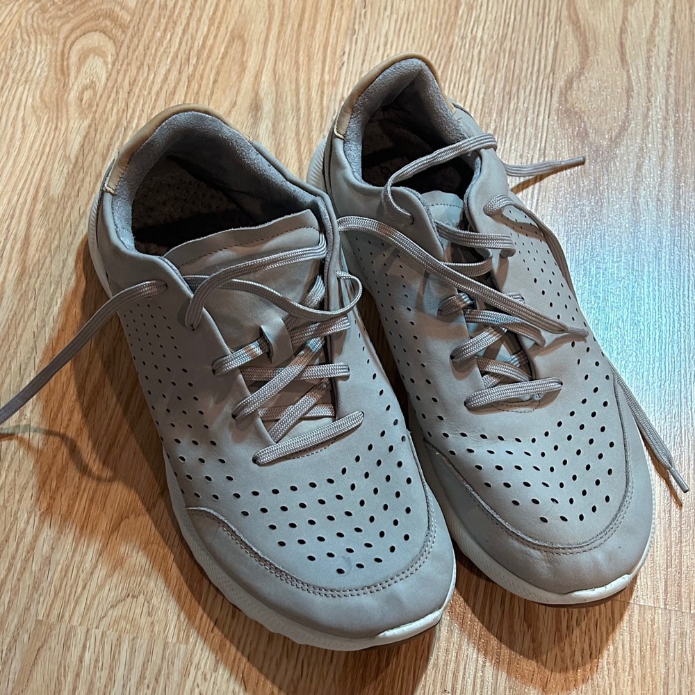 Aetrex Laura Walking Shoes Women's US 10.5 11‎ Taupe Perforated Comfort Sneakers